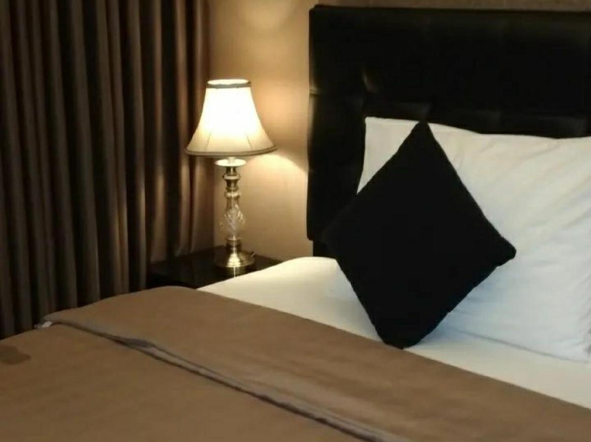 Apartement Grand Asia Afrika Bandung House Of Tofi エクステリア 写真